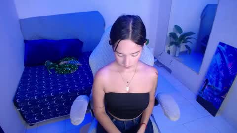 alloy_tiny online show from March 21, 2026, 6:11 pm
