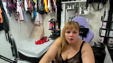 Snapshot of allsson_miller chatting on January 17, 2025, 3:12 am allsson_miller online show from January 17, 2025, 3:12 am