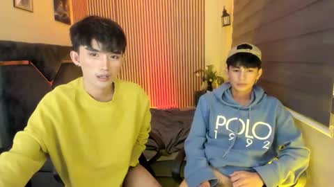 Snapshot of alluring_alpha chatting on October 6, 2025, 3:09 pm kim and josh online show from October 6, 2025, 3:09 pm