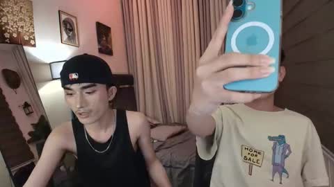 Snapshot of alluring_alpha chatting on December 14, 2025, 7:07 pm kim and josh online show from December 14, 2025, 7:07 pm