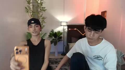 Snapshot of alluring_alpha chatting on February 4, 2026, 10:47 pm kim and josh online show from February 4, 2026, 10:47 pm