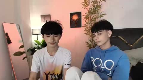 Snapshot of alluring_alpha chatting on February 14, 2026, 6:21 am kim and josh online show from February 14, 2026, 6:21 am