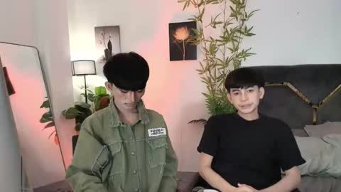 Snapshot of alluring_alpha chatting on February 26, 2026, 6:51 pm kim and josh online show from February 26, 2026, 6:51 pm