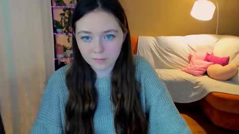 alluringeyess online show from September 12, 2025, 11:21 am