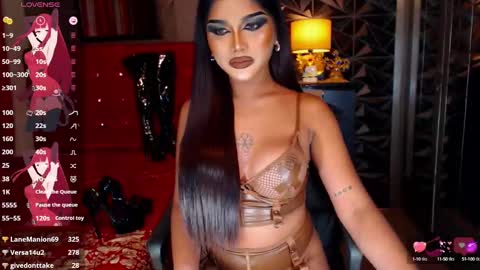 Snapshot of alluringnatalya chatting on January 3, 2025, 10:41 am Natalya Fox online show from January 3, 2025, 10:41 am