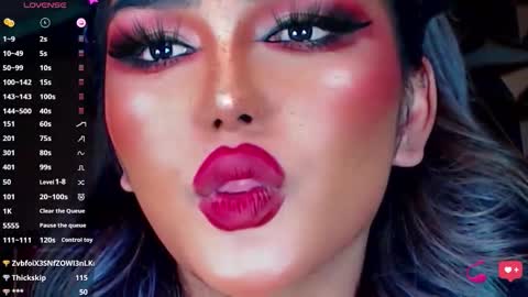 Snapshot of alluringnatalya chatting on January 5, 2026, 5:27 pm Natalya Fox online show from January 5, 2026, 5:27 pm