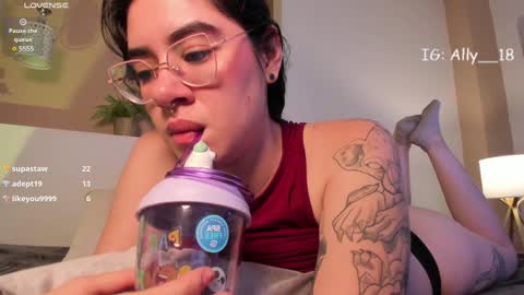 Snapshot of ally_addams chatting on December 19, 2024, 9:51 am Ally online show from December 19, 2024, 9:51 am