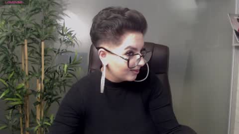         online show from January 28, 2025, 9:50 pm