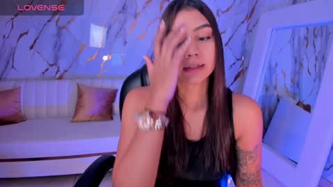 Snapshot of allyjensen chatting on February 4, 2025, 9:28 am Alisson online show from February 4, 2025, 9:28 am
