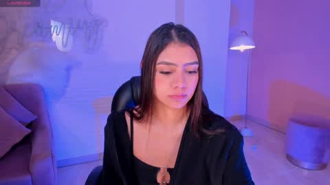 Snapshot of allyjensen chatting on February 5, 2025, 9:15 am Alisson online show from February 5, 2025, 9:15 am