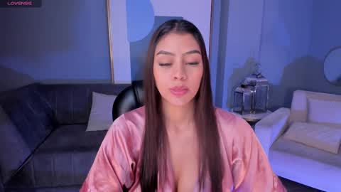 Snapshot of allyjensen chatting on March 10, 2025, 1:54 pm Alisson online show from March 10, 2025, 1:54 pm