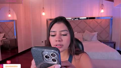 Snapshot of allyjensen chatting on September 26, 2025, 10:19 am Alisson online show from September 26, 2025, 10:19 am