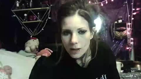 allymoon1369 online show from April 17, 2026, 3:09 am