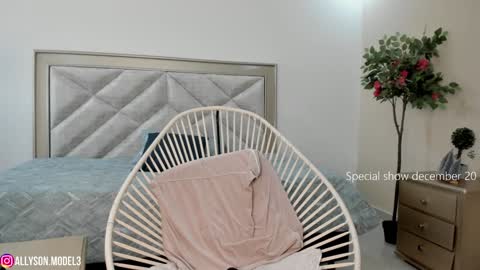 Allyson 3 online show from December 13, 2024, 7:43 pm