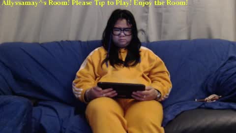 Snapshot of allyssamay chatting on January 22, 2025, 6:42 am Allyssamay online show from January 22, 2025, 6:42 am