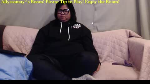 Snapshot of allyssamay chatting on October 22, 2025, 2:45 am Allyssamay online show from October 22, 2025, 2:45 am