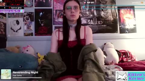 Snapshot of allyv527 chatting on October 30, 2025, 2:57 am Ally online show from October 30, 2025, 2:57 am