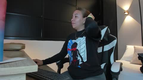 ALMA FENIX  online show from October 15, 2025, 12:38 pm