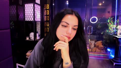 Alma online show from November 6, 2025, 7:09 am