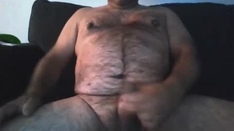 almadestrozada online show from November 9, 2025, 11:52 am