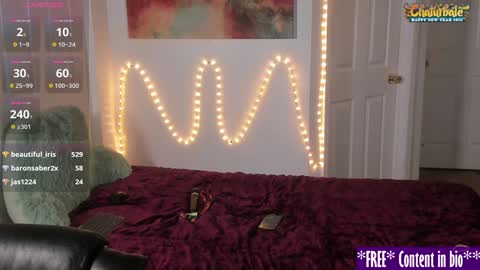 Snapshot of almakay01 chatting on January 3, 2025, 6:22 am Jean and nick online show from January 3, 2025, 6:22 am