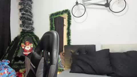 Santy online show from January 9, 2026, 7:48 pm