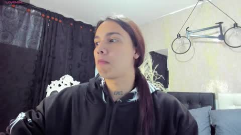 Santy online show from February 12, 2026, 1:39 pm