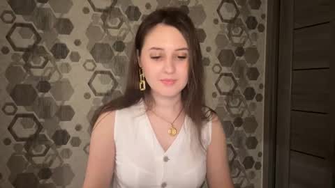 Anna online show from October 2, 2025, 8:49 pm