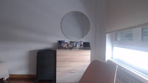 STEPHAN  online show from April 7, 2026, 12:05 pm