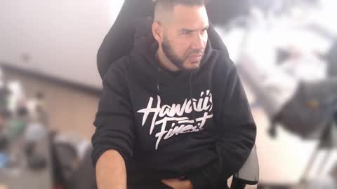 simplyfaded online show from February 9, 2025, 7:41 pm