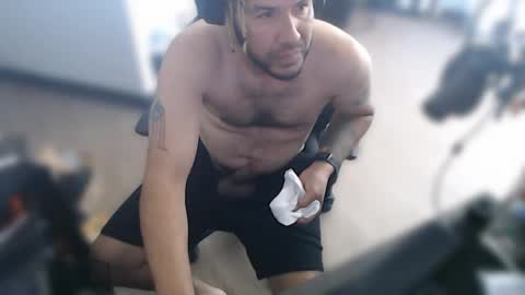 simplyfaded online show from March 6, 2025, 10:36 pm