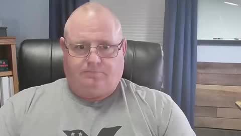 alonetime033 online show from May 6, 2026, 7:08 pm
