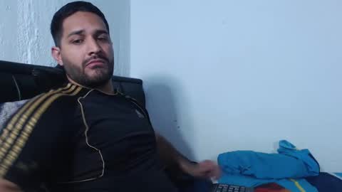 alonxoo online show from October 12, 2025, 10:53 pm