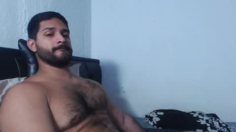 alonxoo online show from October 29, 2025, 2:47 am