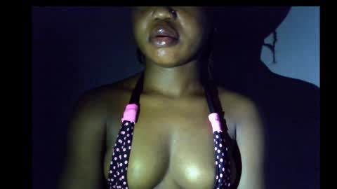 alo online show from November 22, 2025, 8:46 am