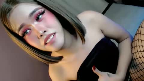 Snapshot of alove_too_last chatting on February 26, 2025, 1:30 pm LEXY online show from February 26, 2025, 1:30 pm