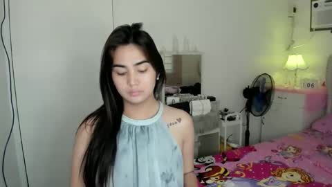 alovelydollnica online show from April 6, 2026, 4:57 am