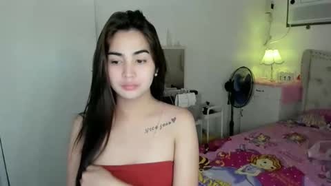 alovelydollnica online show from April 13, 2026, 2:00 pm