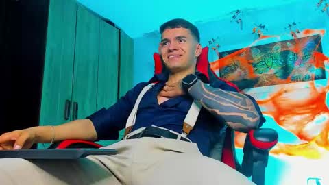 alpha_dominus_ online show from October 10, 2025, 4:44 am