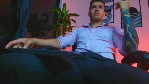 alpha_dominus_ online show from April 10, 2026, 4:06 am