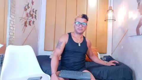 Alpha online show from October 7, 2025, 12:30 am