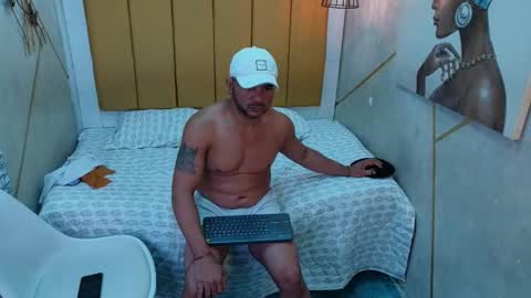 Alpha online show from October 24, 2025, 1:03 am