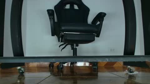 Snapshot of alphacashmaster8 chatting on February 22, 2026, 5:19 am MASTER FINDOM DRAIN... online show from February 22, 2026, 5:19 am