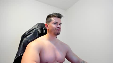 LeatherMaster online show from January 15, 2025, 5:40 am