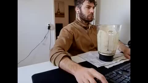 alphah_hunk online show from January 7, 2026, 11:12 am