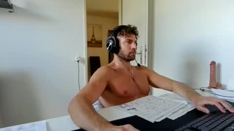 alphah_hunk online show from April 21, 2026, 1:28 pm