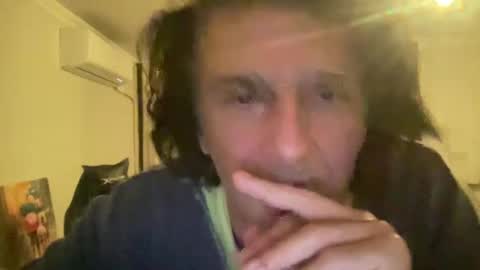 AlphAndre online show from February 4, 2025, 6:38 pm