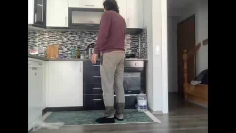 AlphAndre online show from February 19, 2025, 6:44 am