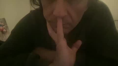 AlphAndre online show from March 8, 2025, 8:35 pm