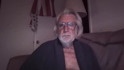 AlphaUniform online show from October 17, 2025, 11:35 am